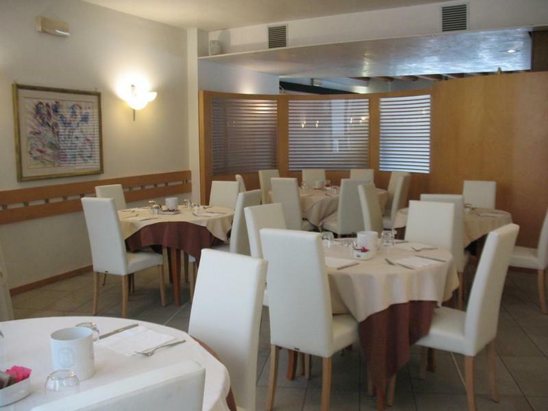 Hotel Vittoria San Giórgio di Nogaro Esterno foto